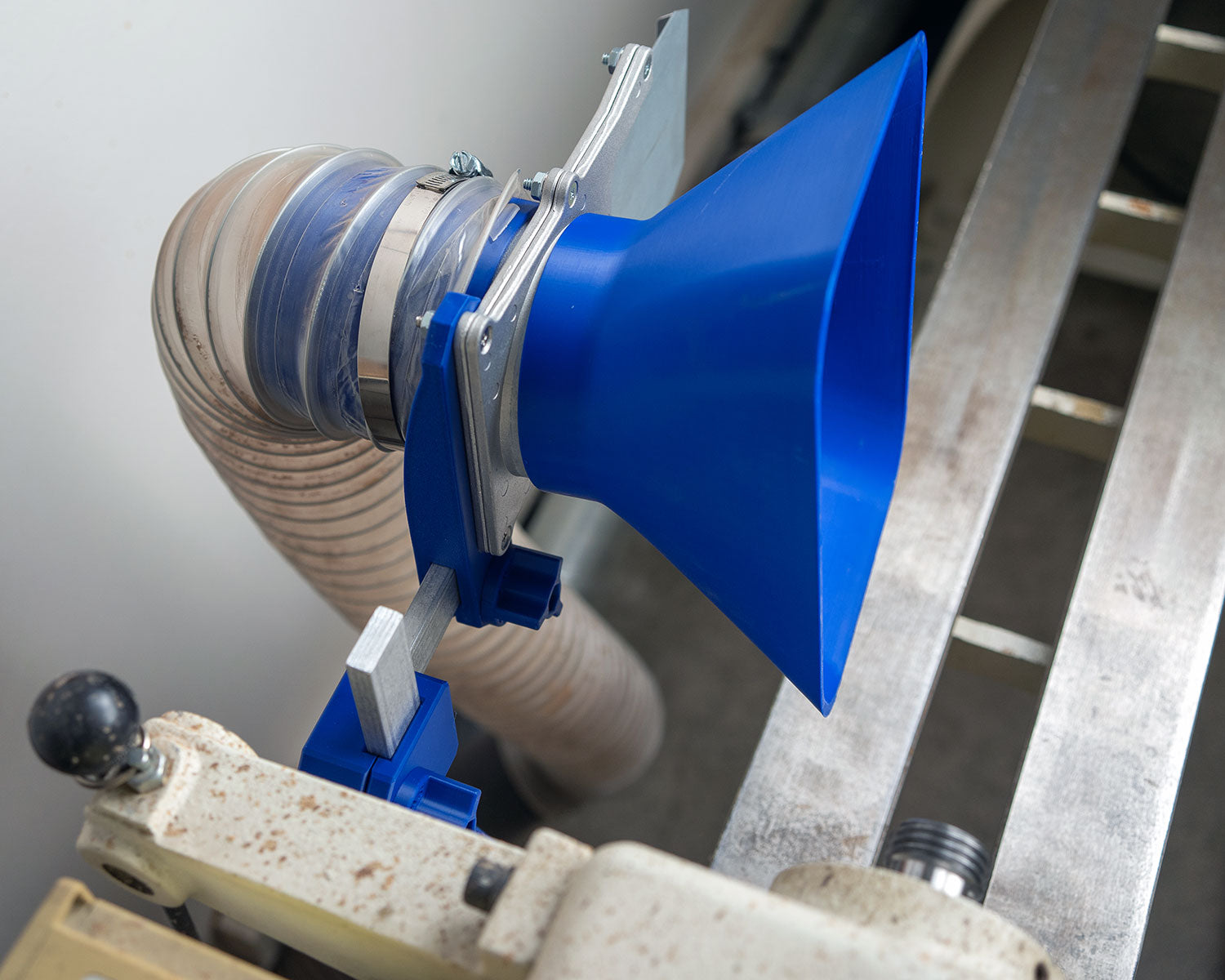 Simple Dust Collection System for Split-Bed Wood Lathe – Compatible wi ...