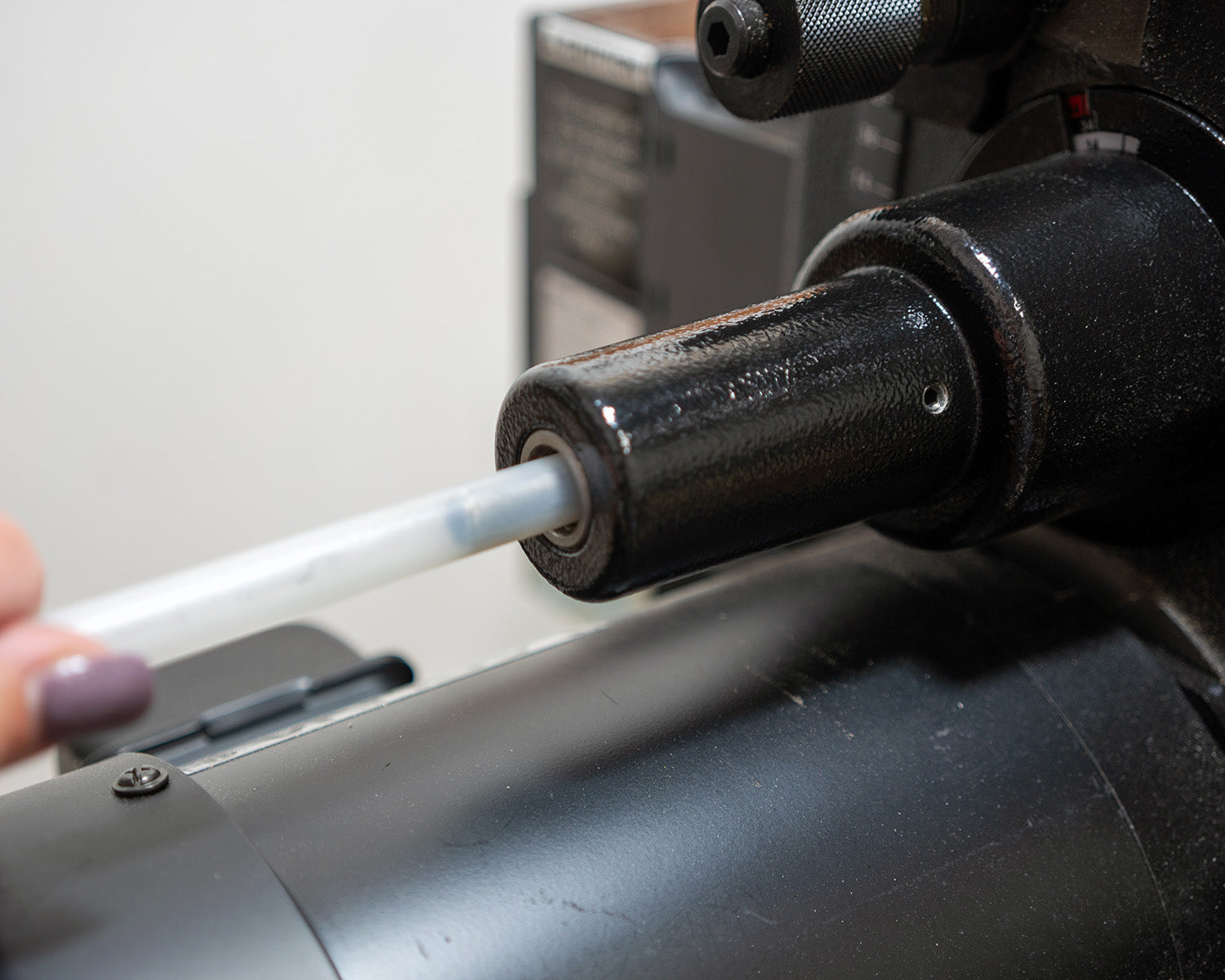Vacuum Chuck for Wood Lathe- Holds Bowls Secure for Finishing
